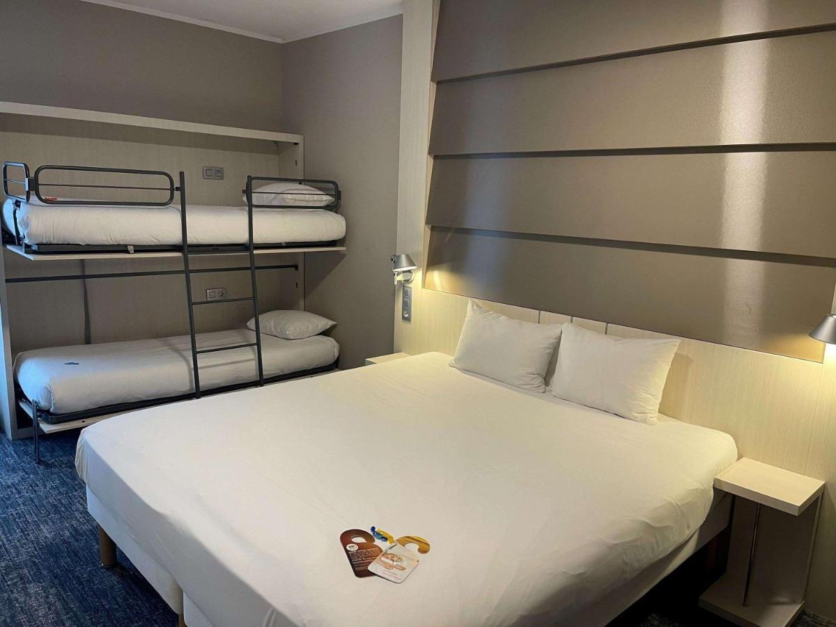 ibis Styles Nivelles Hotell Eksteriør bilde