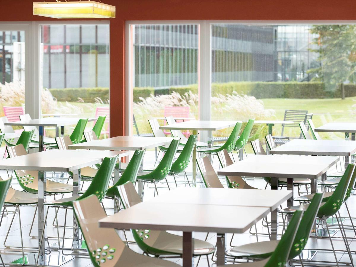 ibis Styles Nivelles Hotell Eksteriør bilde