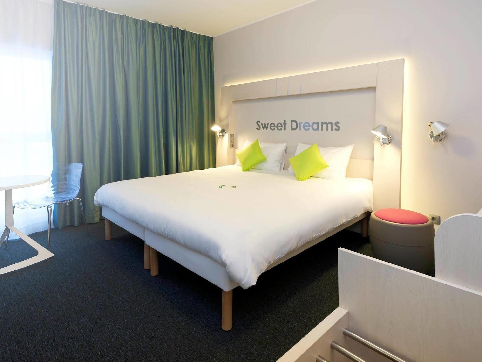 ibis Styles Nivelles Hotell Eksteriør bilde