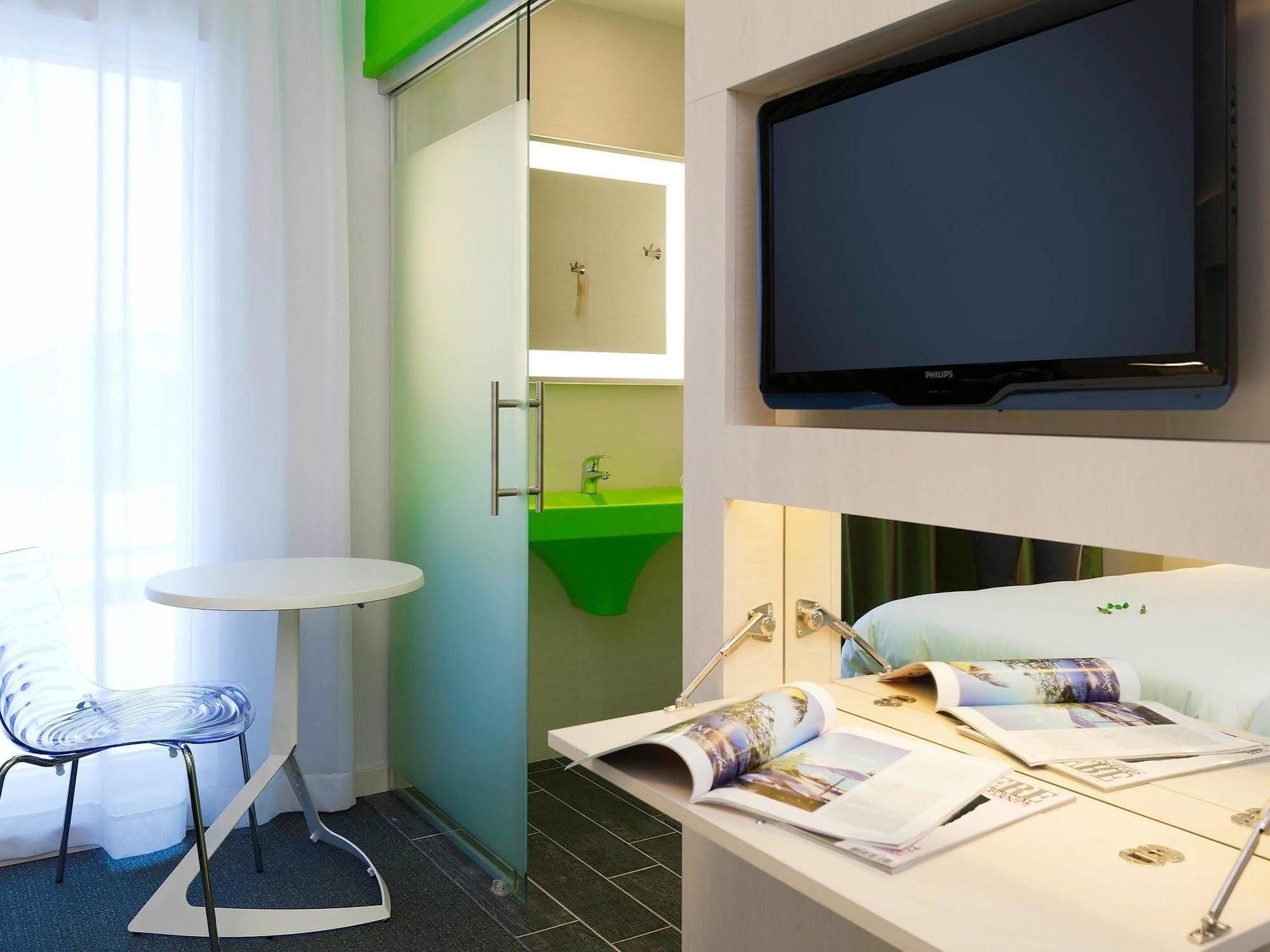 ibis Styles Nivelles Hotell Eksteriør bilde