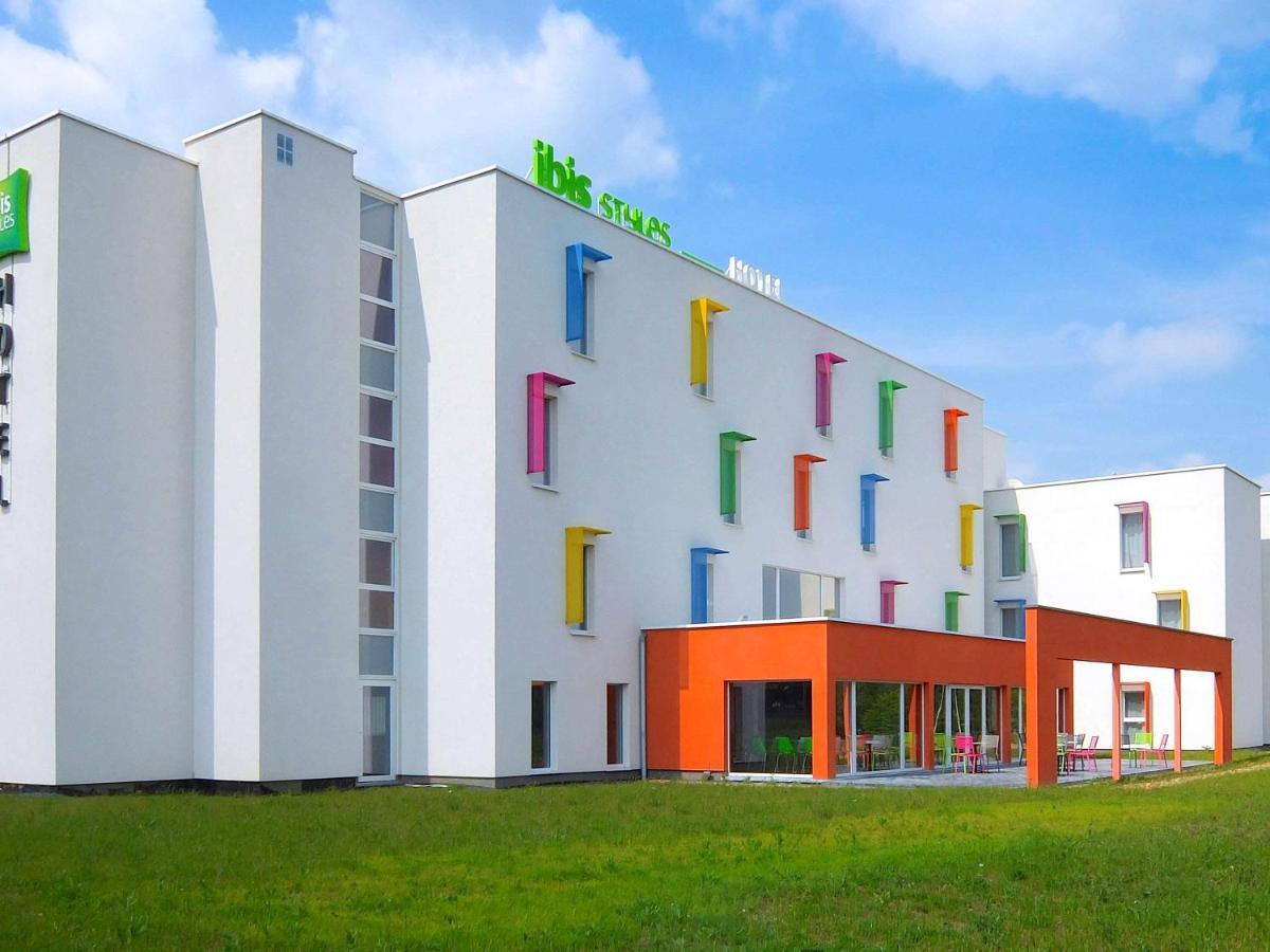 ibis Styles Nivelles Hotell Eksteriør bilde