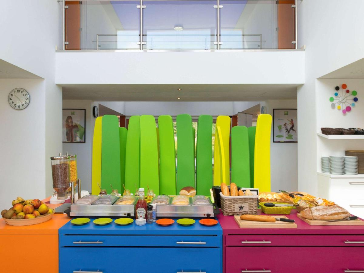 ibis Styles Nivelles Hotell Eksteriør bilde