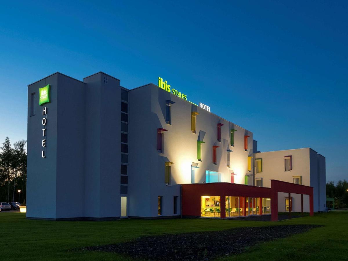 ibis Styles Nivelles Hotell Eksteriør bilde